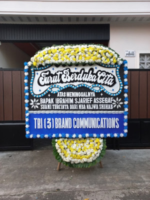 Papan Bunga Duka di Puncakmanggis